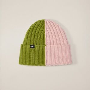 Arc’Teryx Chunky Ribbed Two-toned Toque